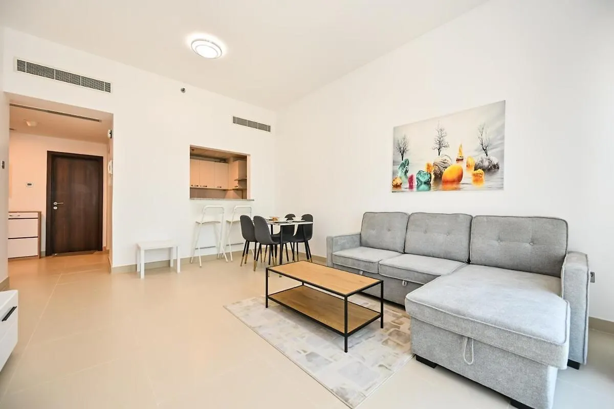Stylish 1Br Apartment - Central Location In Jvc - Balcony - Holiday Boulevard Dubai United Arab Emirates
