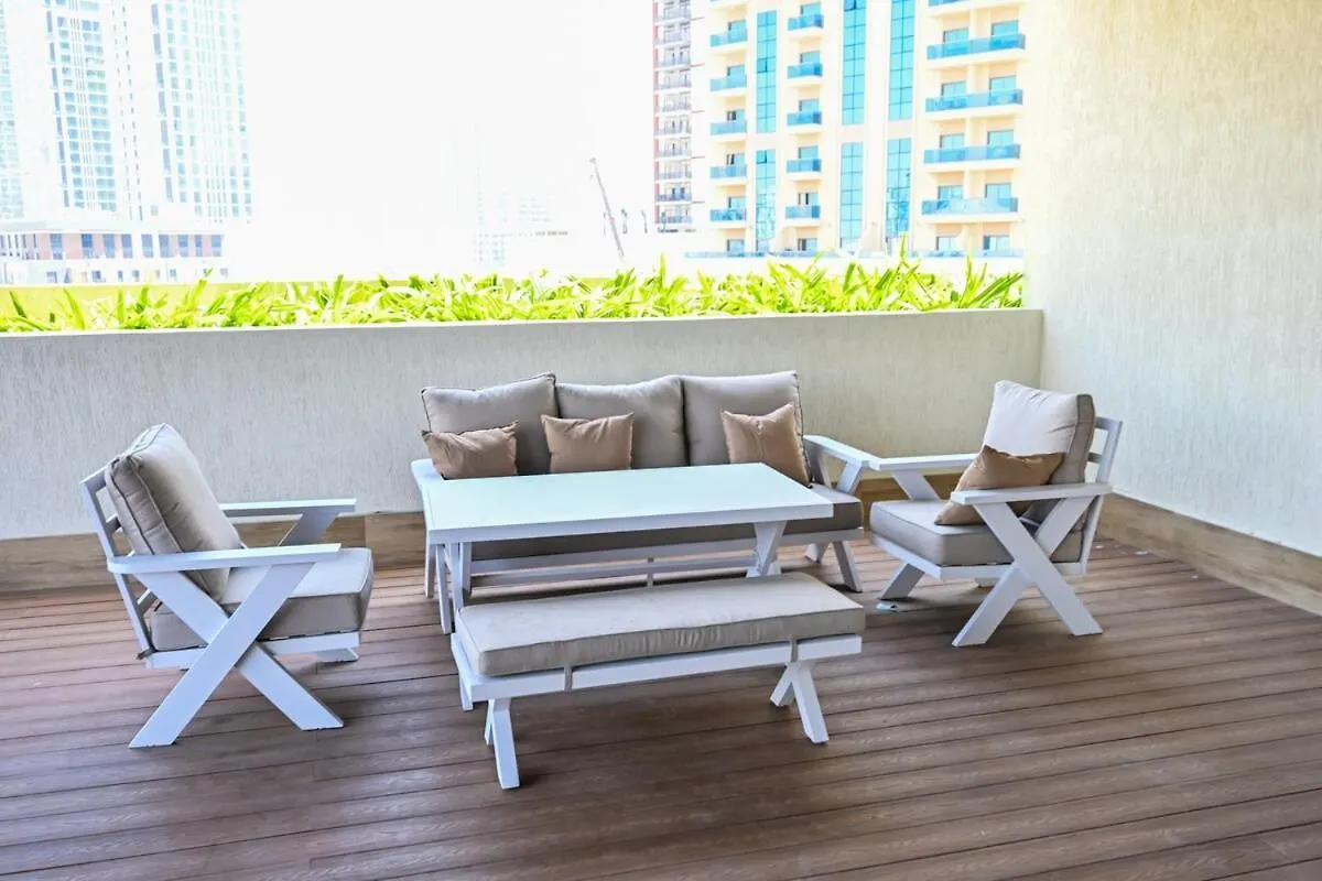 Stylish 1Br Apartment - Central Location In Jvc - Balcony - Holiday Boulevard Dubai