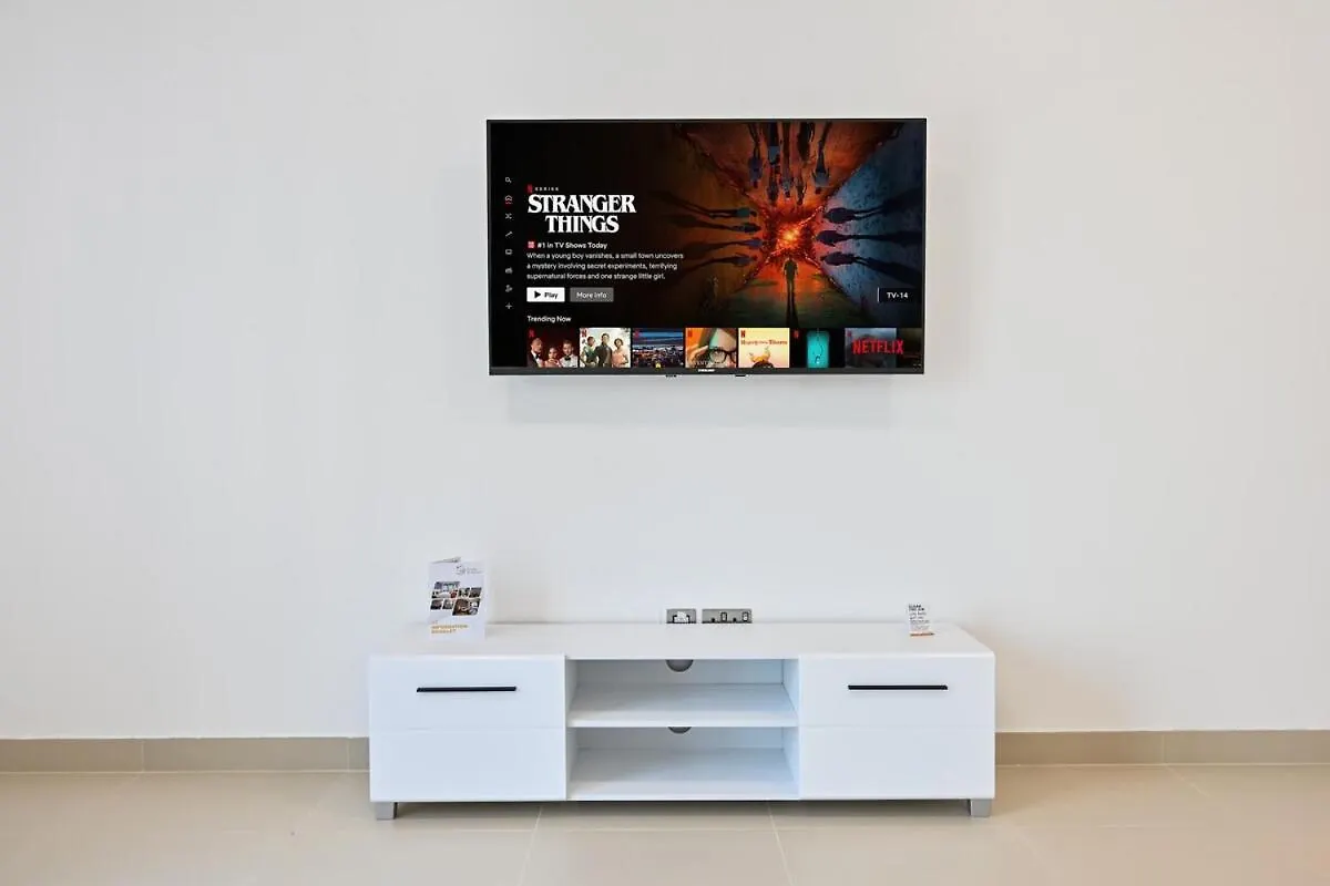 Stylish 1Br Apartment - Central Location In Jvc - Balcony - Holiday Boulevard Dubai