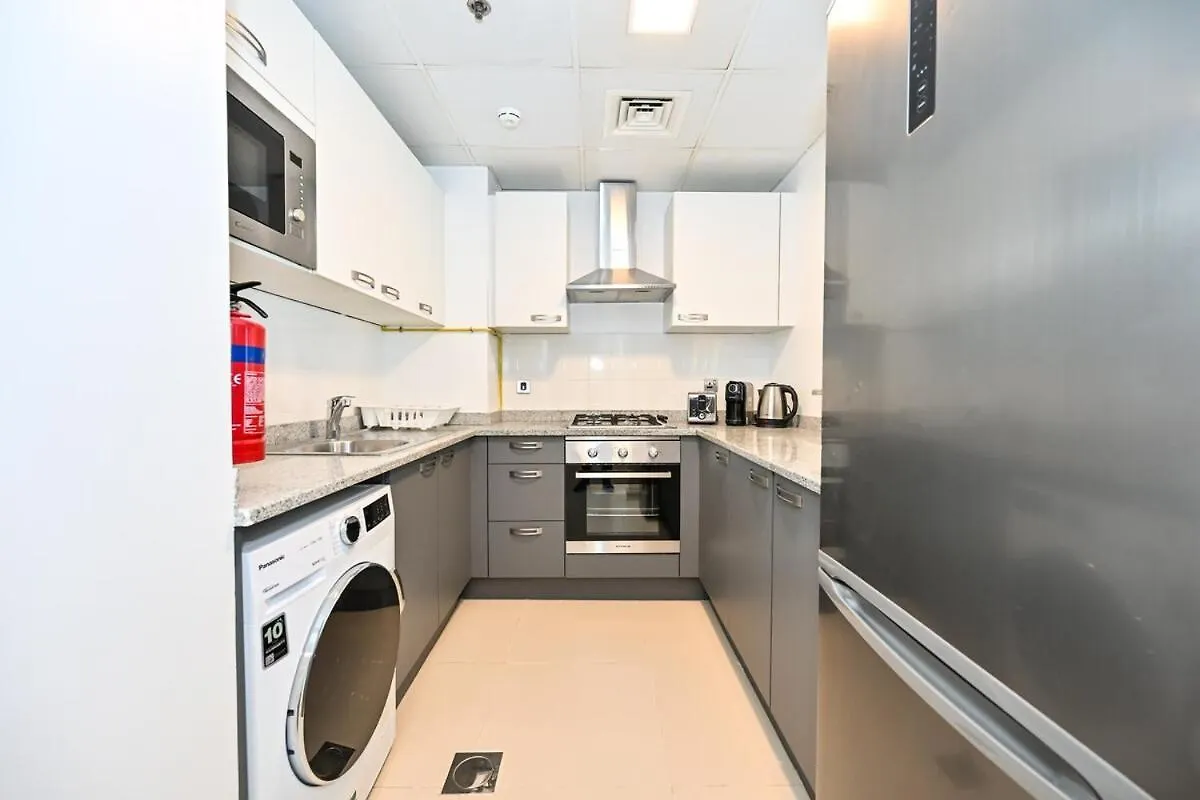 Stylish 1Br Apartment - Central Location In Jvc - Balcony - Holiday Boulevard Dubai United Arab Emirates