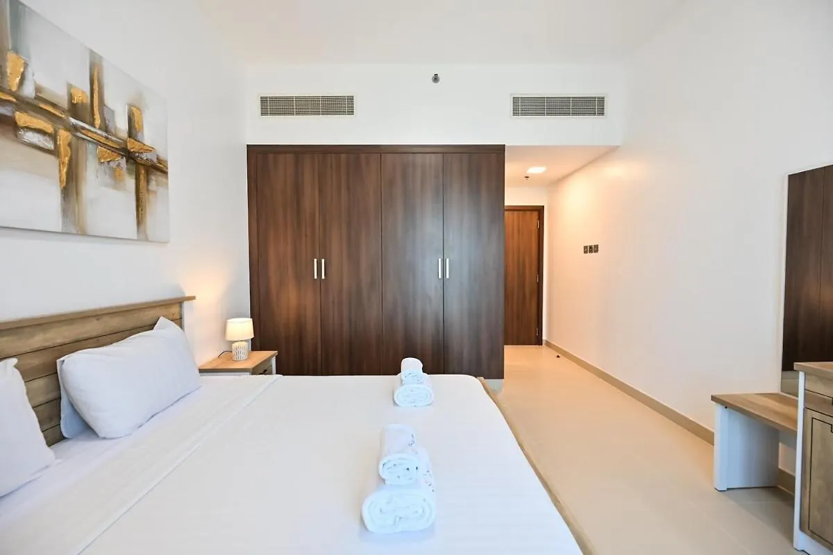 Stylish 1Br Apartment - Central Location In Jvc - Balcony - Holiday Boulevard Dubai