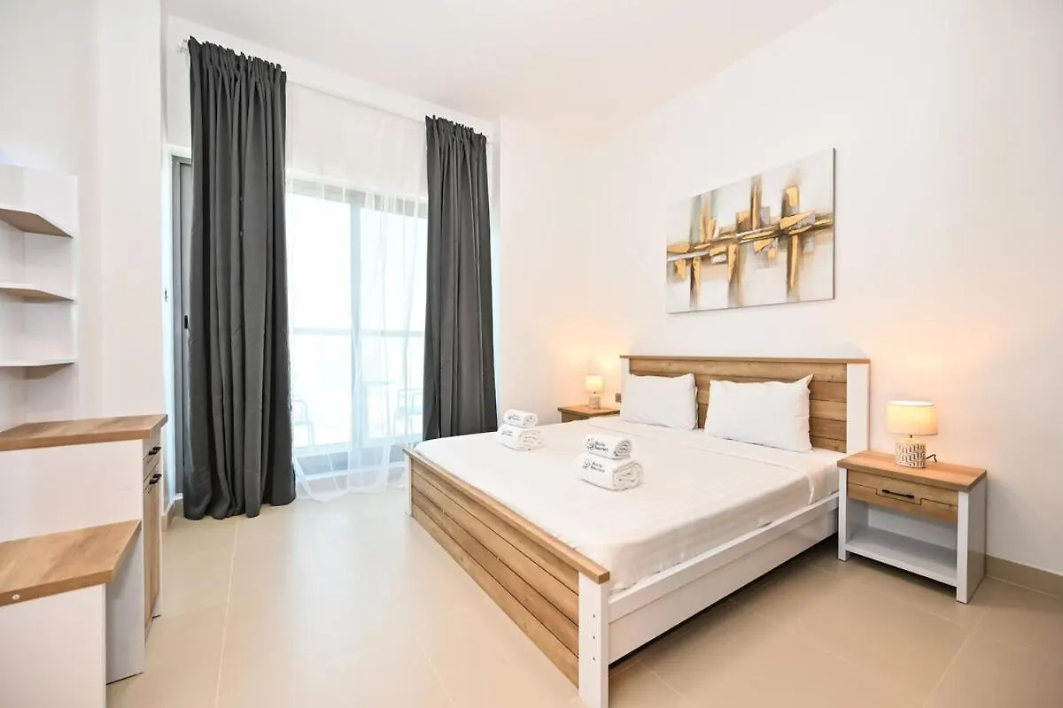 Stylish 1Br Apartment - Central Location In Jvc - Balcony - Holiday Boulevard Dubai