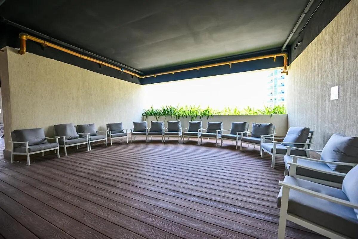 Stylish 1Br Apartment - Central Location In Jvc - Balcony - Holiday Boulevard Dubai